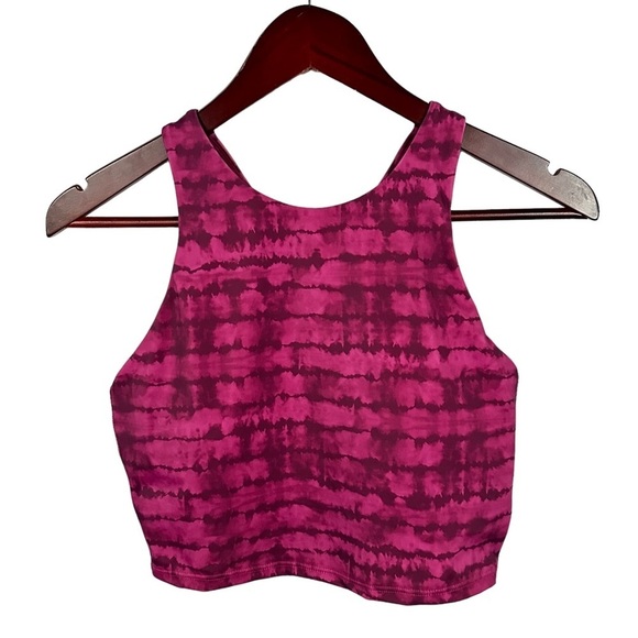 ATHLETA Conscious Shelf Bra Cropped Tank Top - Picture 4 of 9